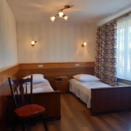 Dworek Staropolski Apart-hotel