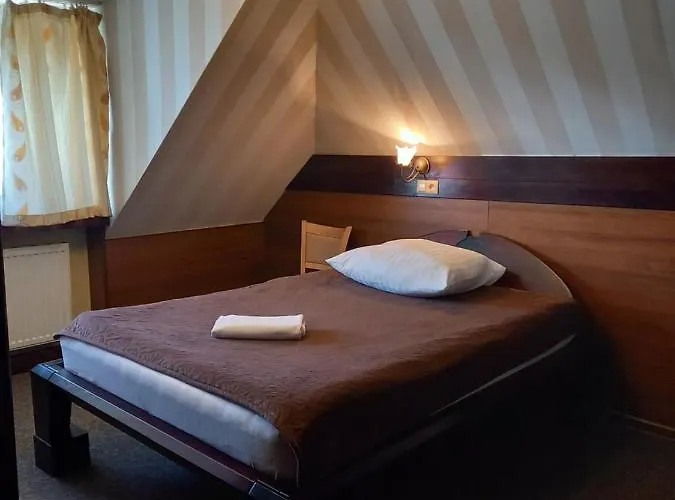 Hotel apartamentowy Dworek Staropolski