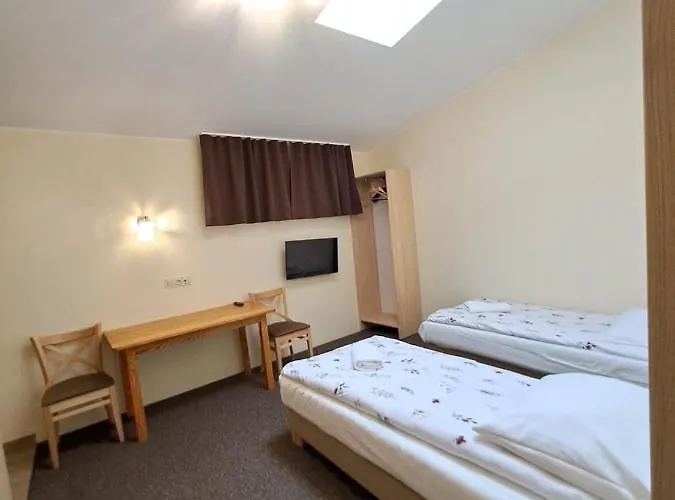 Dworek Staropolski Hotel apartamentowy 2*