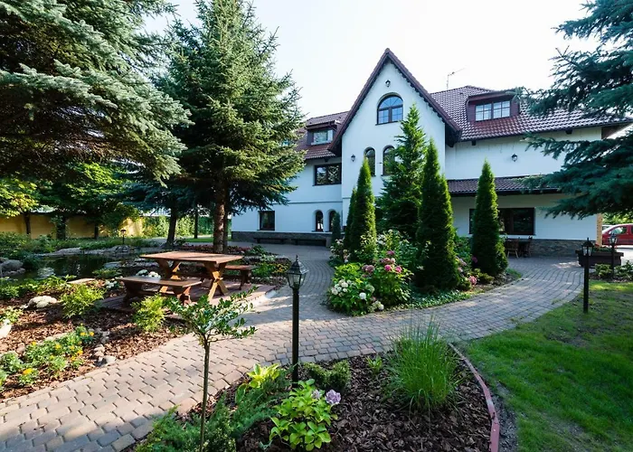 Dworek Staropolski Hotel apartamentowy Poznań