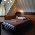 아파트호텔 Dworek Staropolski