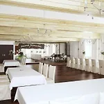 Dworek Staropolski 2* 포즈난