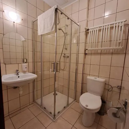 Dworek Staropolski Apart Otel