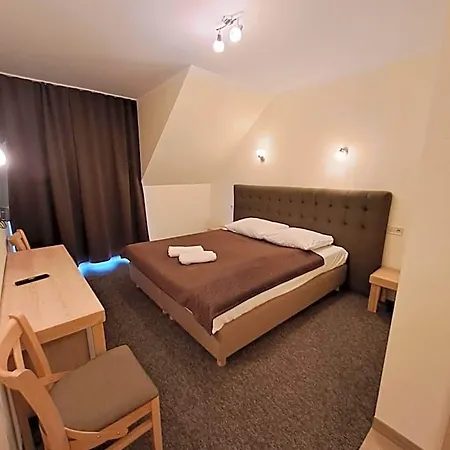 Dworek Staropolski Apart-hotel