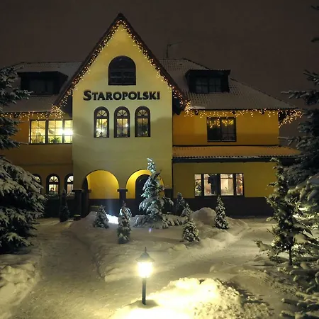 Dworek Staropolski 2*