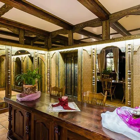 Apart Otel Dworek Staropolski Poznan