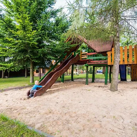 Dworek Staropolski 2*