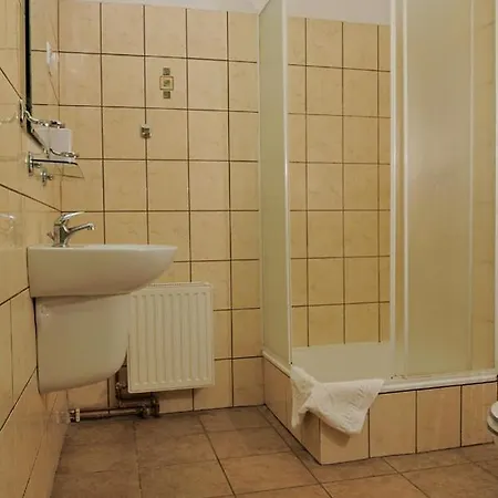 Dworek Staropolski