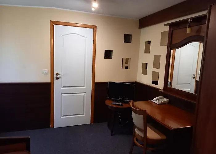 Dworek Staropolski Apart Otel Poznan