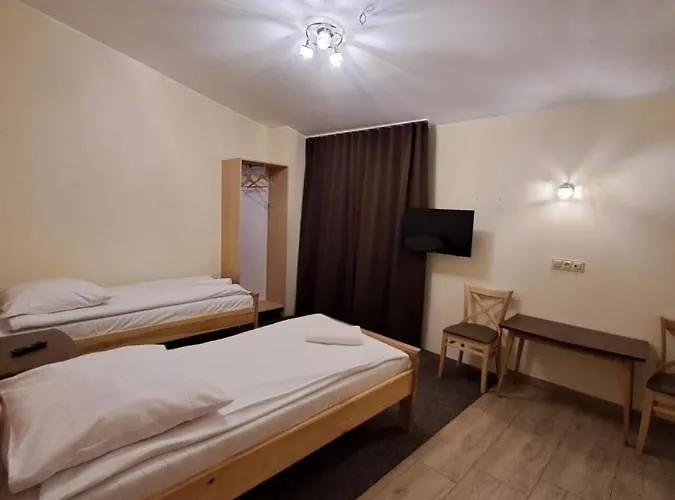 Dworek Staropolski Апарт-готель 2*